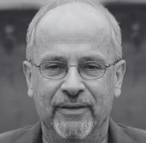 Ing. Julián Esteban Pérez - AI Expert Ing. Julián Esteban Pérez